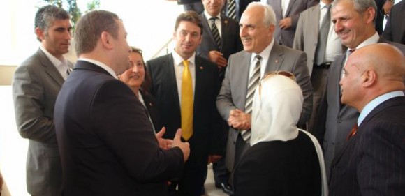 Muhtarlardan Vali Mutlu’ya Onursal Muhtarlık Beratı (Foto Galeri)